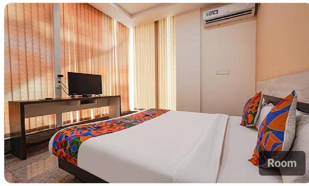 Hotel Lavish Residency Bangalore Exterior foto